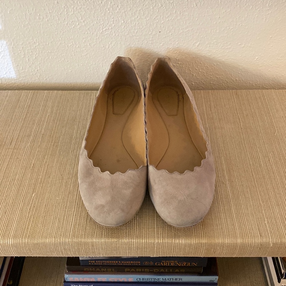 Chloe Lauren Scalloped Flats Size 42